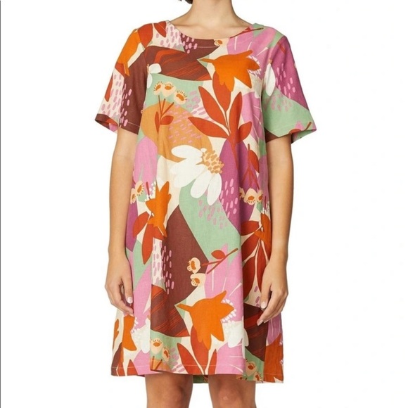 Princess Highway Dresses & Skirts - Princess Highway Printed Sleeveless Dress in Size 12